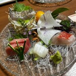 うなぎ割烹山田 - 刺身盛り合わせ