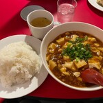 南海飯店 - 日替定食麻婆豆腐ライス大