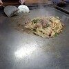 ホルモン焼きうどん 一力 本店