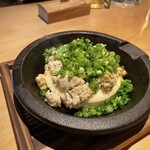 こたつ ねこ - カマンベールチーズと鶏そぼろと葱。この組合せが何故かうまい