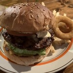 ローラーコースト - プレーンバーガー1,280円