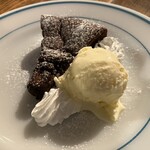 ローラーコースト - ブラウニーアラモード550円