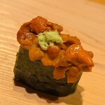 すが弥 - 上半分をツマミでいただきます