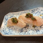 居酒屋 五十鈴 - サーモンの炙り