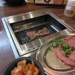 美味しい赤身と最高級ホルモン スーパーホルモン - 