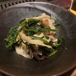 焼肉うしごろ 銀座並木通り店 - 季節のナムル