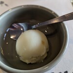 三田屋本店 やすらぎの郷 - デザートは柚子のシャーベット