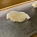 すしのいずみ - マコガレイ