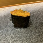 すしのいずみ - ウニ