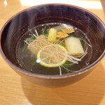 すしのいずみ - 炙り太刀魚とネギのお吸い物