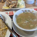 らーめん世界 - スープはまぁあればいただく程度でしたね