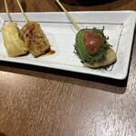 焼鳥と博多名物野菜巻串 焼きんしゃい - 