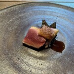 出羽屋 - 庄内鴨と山ブドウのソース