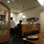 志美津や -  店内の様子