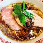 八二軒 - 鶏と焙乾秋刀魚の中華そば