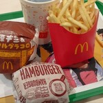マクドナルド - 料理写真:バーガーセット。チェックインは1回失敗しましたｗ