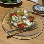 酒肴結 さかぐち - 苺とモツァレラの前菜 生ﾊﾑﾑｰｽで (¥1,380)