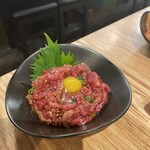 焼肉いたみ - 炙りユッケ