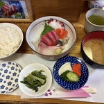 お食事処 味館 - 