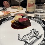 グッチオステリアダマッシモボットゥーラ - 