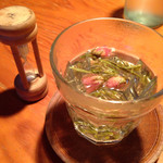 黒んぼ食堂 - 薔薇のお茶