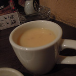 炭火焼酒亭ローリンストーン -  お通し　ズームアップ