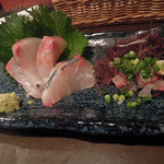 炭火焼酒亭ローリンストーン -  活〆シマアジ刺　ズームアップ