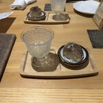 酒肴結 さかぐち - 大根の柚子漬けと押し寿司の突出し