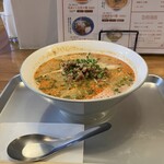 中華バル あおいくま - 白胡麻担々麺　880円