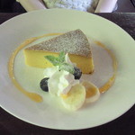 エッセンス -  ケーキセット　￥１０００のケーキ（かぼちゃ）