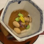 蕎麦割烹  倉田 - カリフラワーのムース、鯛のジュレ、大豆、枝豆