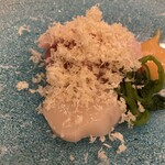 蕎麦割烹  倉田 - 氷見産鰤、ホタテ、　　山山葵掛け、蔓菜