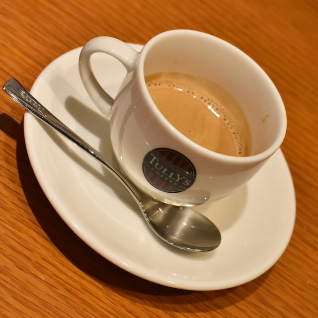 TULLY'S COFFEE Yoyogi Eki Kitaguchi Ten photo 2
