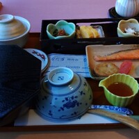 紀尾井 なだ万 - 