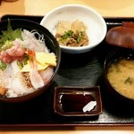 海鮮の郷 -  ★海鮮丼御膳 690円(＋税)