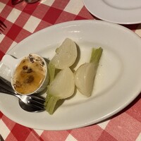 ビストロガブリ 大門店 - 前菜のパテはリベークされたパンに付けて美味い。