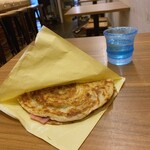 Sudah MAKAN? - ネギロールスペシャル（台湾葱抓餅）