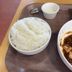 中華料理 チーナ - おかわりのライス大盛