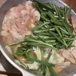 博多もつ鍋 やまや - 