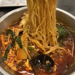 中国料理 華 - 旨辛らーめん