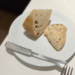 フランス料理 ル・クール - パン二種