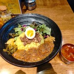 SPICY CURRY 魯珈 - 