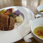 野菜がおいしいレストラン LONGING HOUSE - 蓼科牛のカツカレー