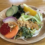 野菜がおいしいレストラン LONGING HOUSE - サラダビュッフェ