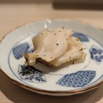 鮨みやもと - つぶ貝　炙り