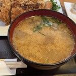 とんかつ しお田 - 豚汁（2024年12月15日撮影）