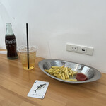 STARFISH AND COFFEE - 