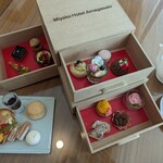 ロビー・ラウンジ ザ・ラウンジ - 