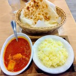 インドダイニング ドルガ - ナンとライスと両方頂けるセット