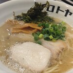 麺屋イロトヤ - 魚介白湯味噌ラーメン